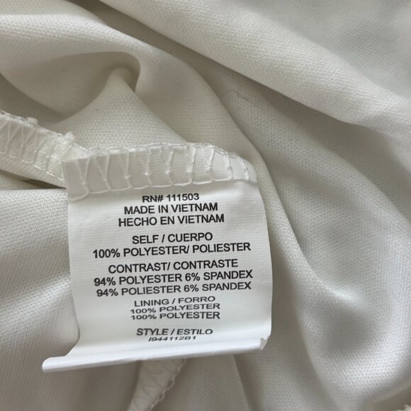 As U Wish Fully Lined All Over Lace Dress Cream (Close to White) Size Small NWT - Picture 5 of 8